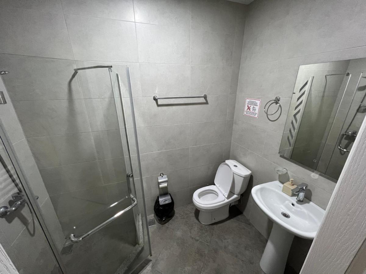 27 Floor Apartments Batumi Bagian luar foto
