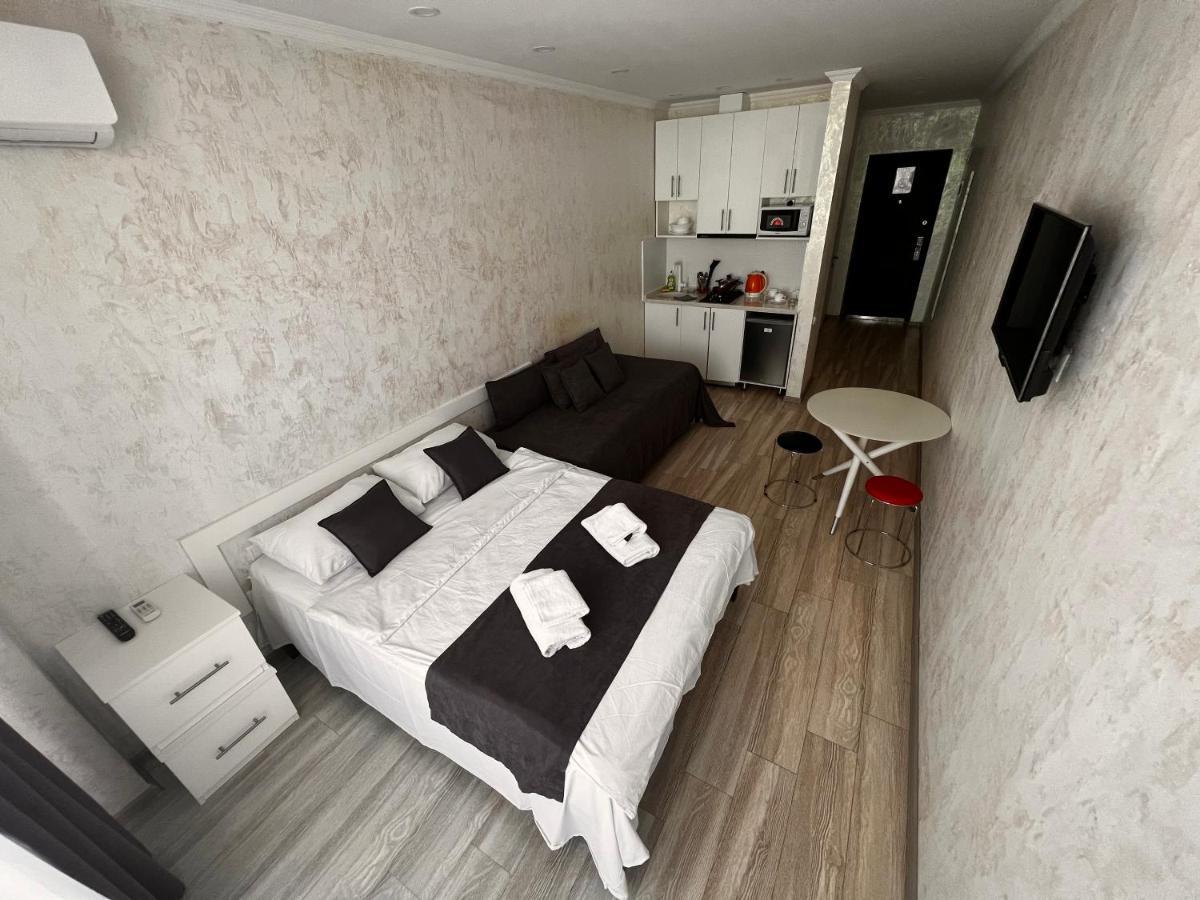 27 Floor Apartments Batumi Bagian luar foto