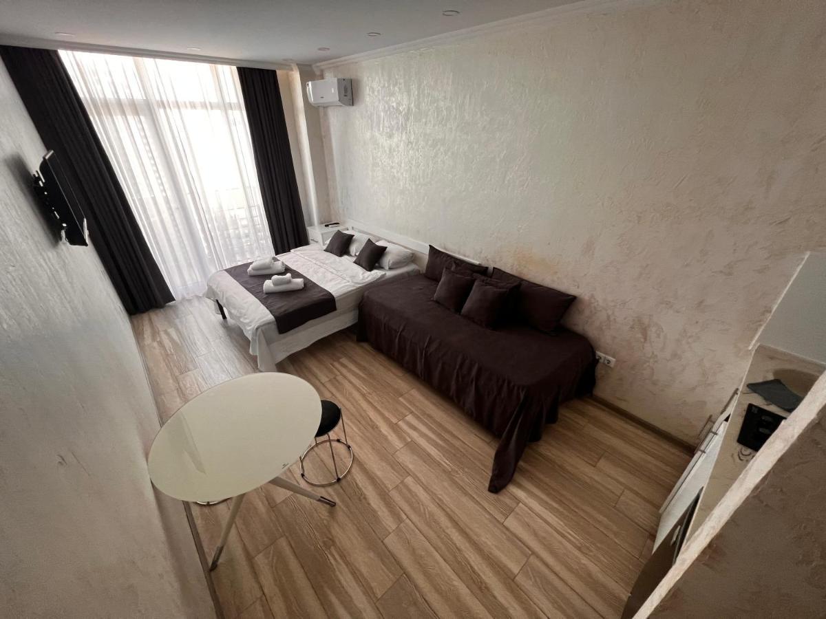 27 Floor Apartments Batumi Bagian luar foto