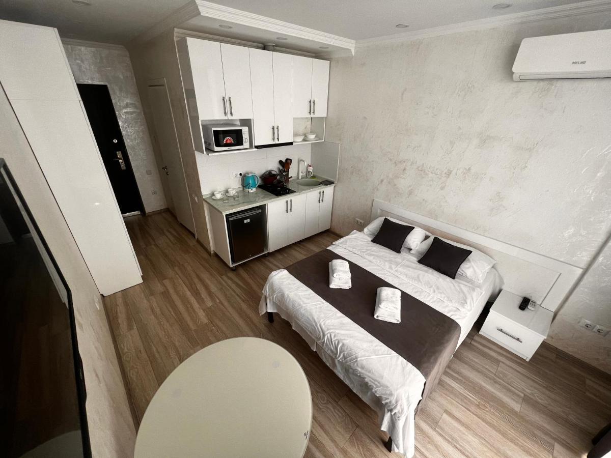 27 Floor Apartments Batumi Bagian luar foto